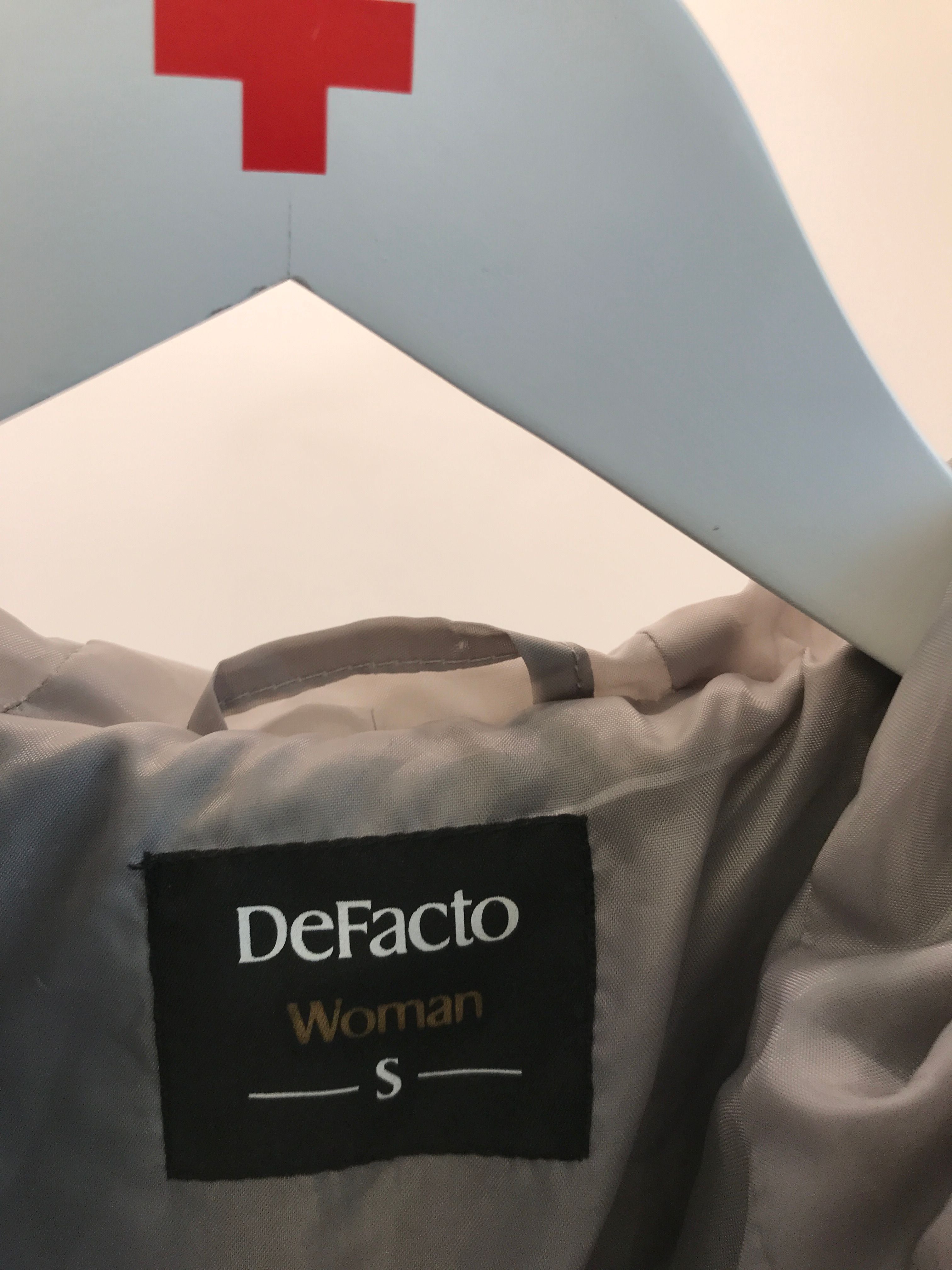 DeFacto Hoodie